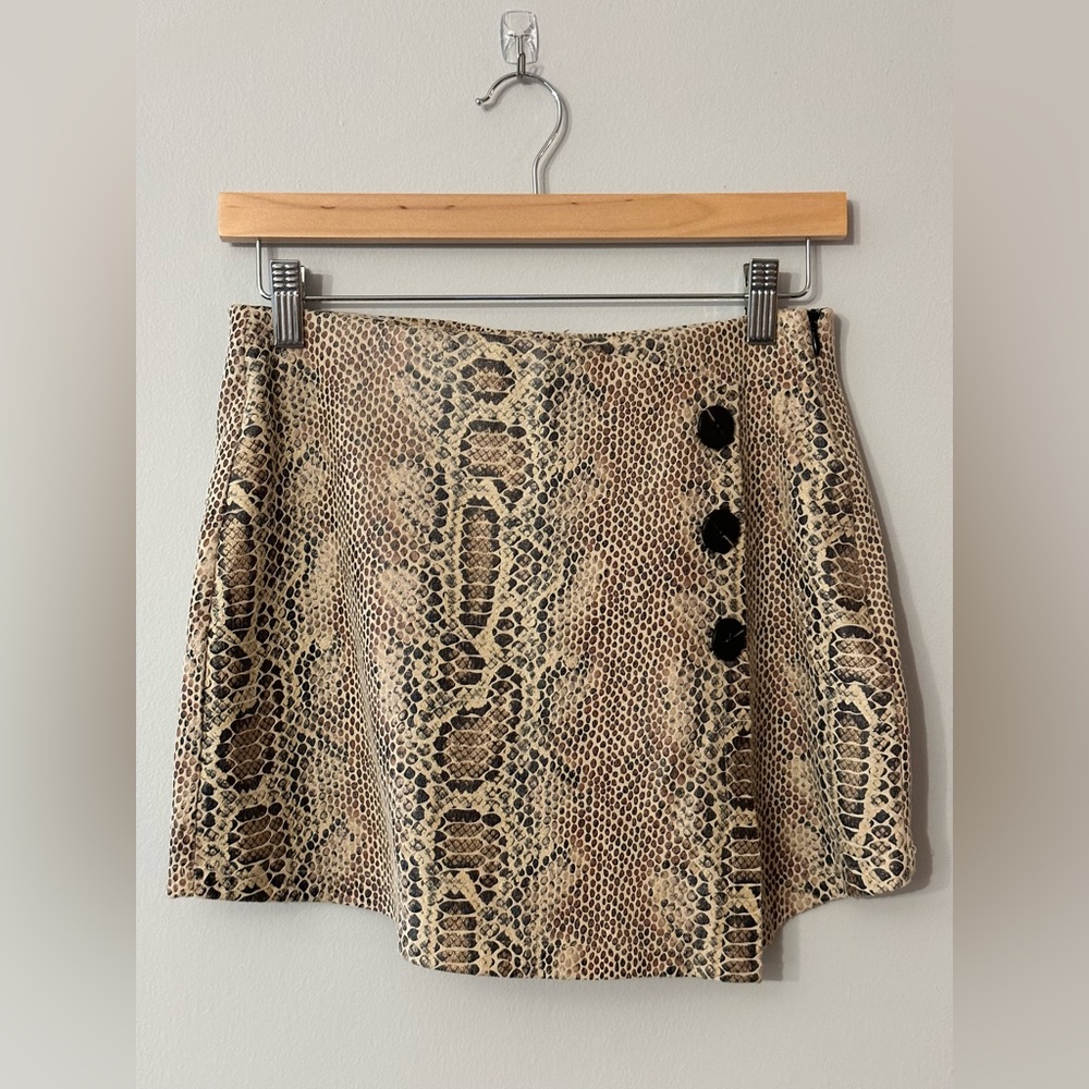 HAUTE Monde Reptile Print Skort Mini Skirt